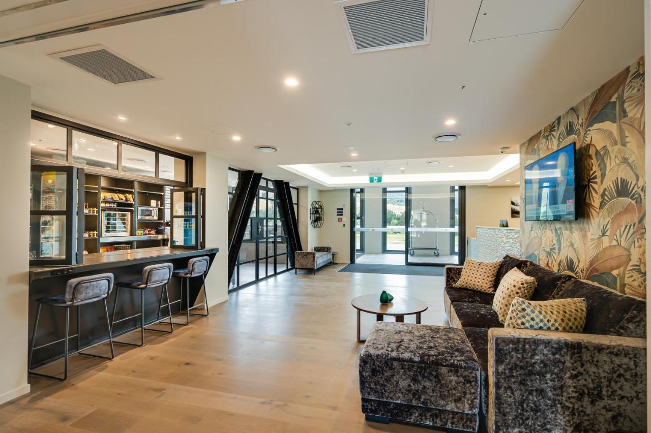 La Quinta By Wyndham Remarkables Park ควีนส์ทาวน์ ภายนอก รูปภาพ
